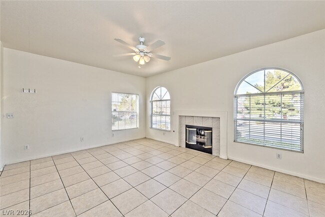 Photo - 1637 Cave Spring Dr