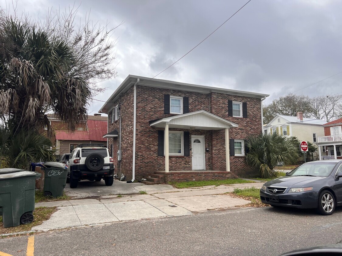 Photo - 185 Fishburne St (Charleston, SC)