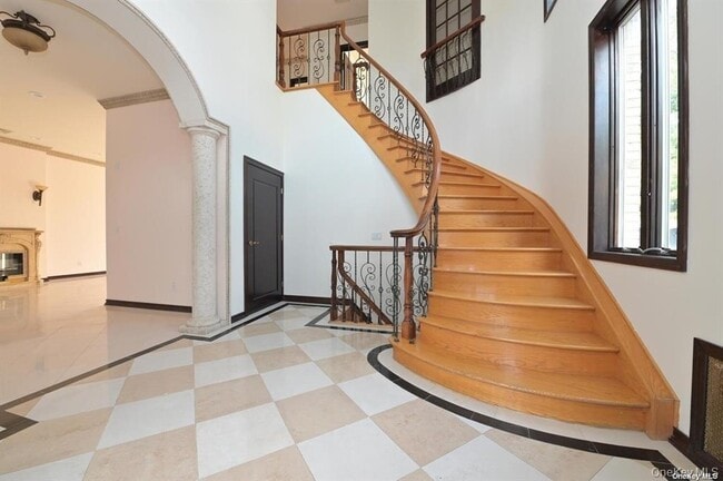 Photo - 108-35 66th Rd