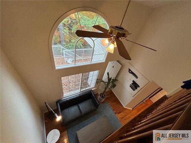 Photo - 31 Encampment Dr