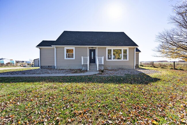 Photo - 180 White Mills Glendale Rd W