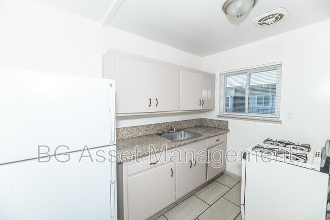 Photo - 728 Darina Ave Unidad 6