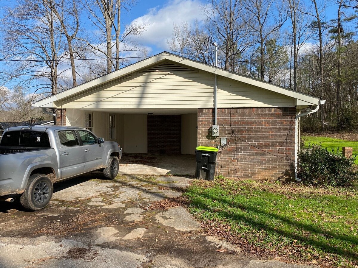 Photo - 75 Red Oak Dr