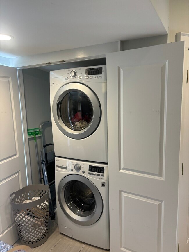 Photo - 569 Commonwealth Ave Unit 2