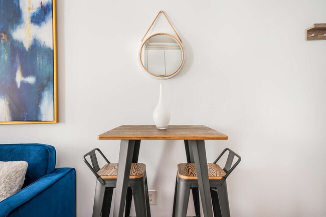 Photo - 241 E 24th St Unit ID1021817P