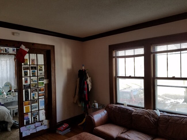 Photo - 2076 Dayton Ave