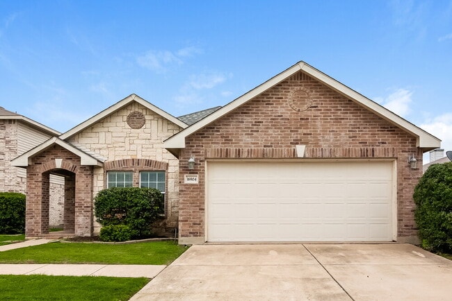 Photo - 16904 Fenwick Ct