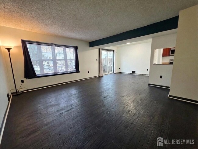 Photo - 86 Almond Dr