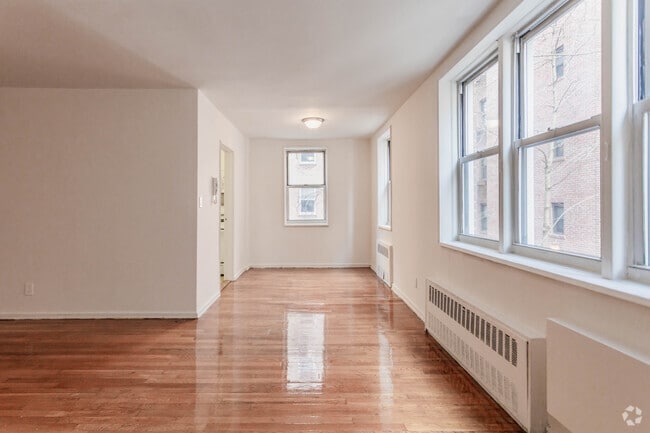 LIVING AREA 1BR