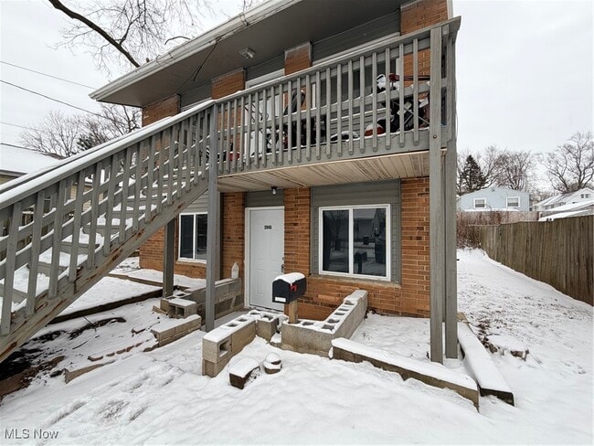 Building Photo - 2045 20th St SW