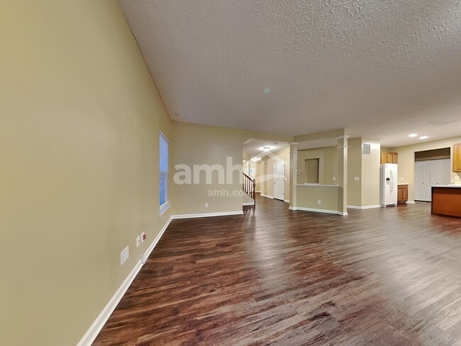 Photo - 285 Coyote Dr