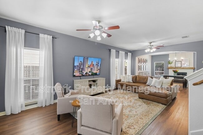 Photo - 545 Stonebrook Dr
