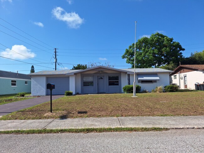 Building Photo - 5117 Beacon Hill Dr Rental