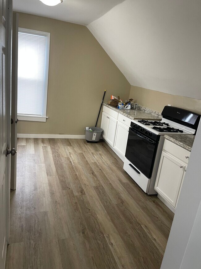 Photo - 1100 Lincoln St Unidad 2