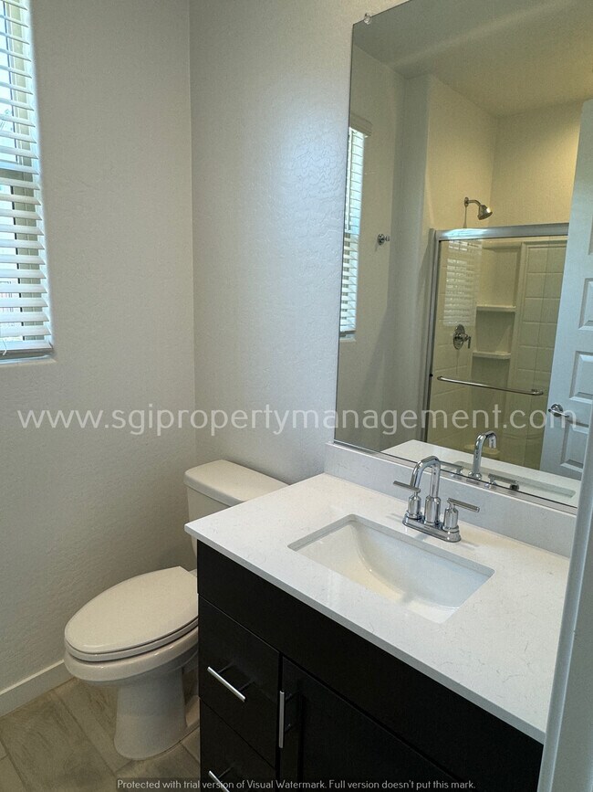 Photo - 644 S Heron Ln