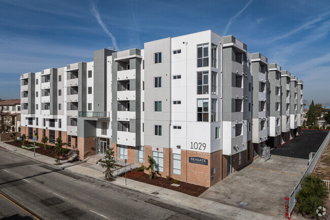 Seagate Homes Apartments - Seagate Homes Apartments