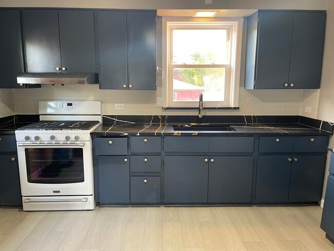 Photo - 2212 123rd Pl