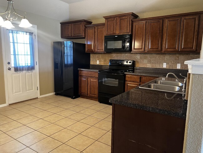 Photo - 210 Regency Dr