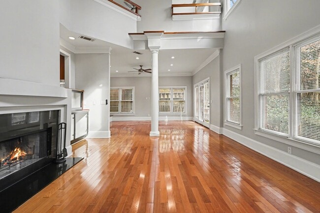 Photo - 4 Bedroom, 4 Bath in the heart of Emory, CDC corridor