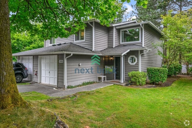 Building Photo - 3 BED & 1.5 BATH FOR RENT Rental