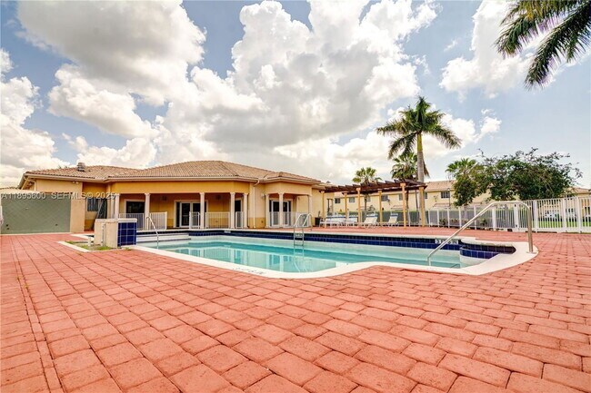 Photo - 13974 SW 260th St