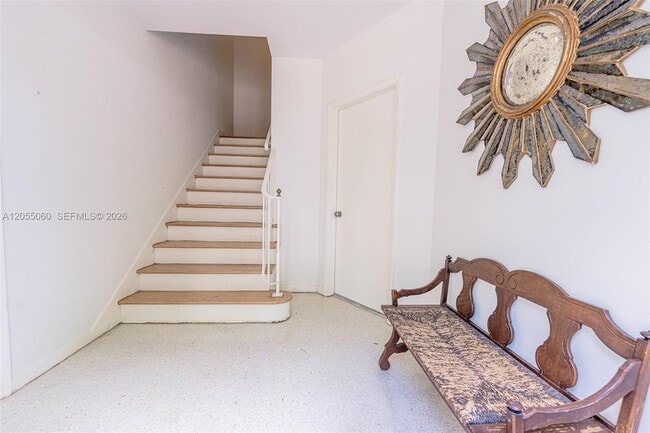 Photo - 580 University Dr Unit 2