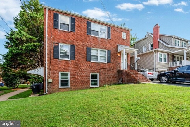 Photo - 2620 13th St S