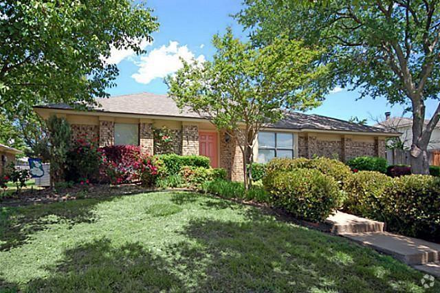Building Photo - 1427 Tartan Dr Rental
