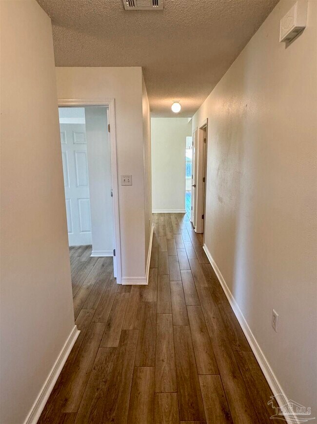 Photo - 3745 Manhattan Ct