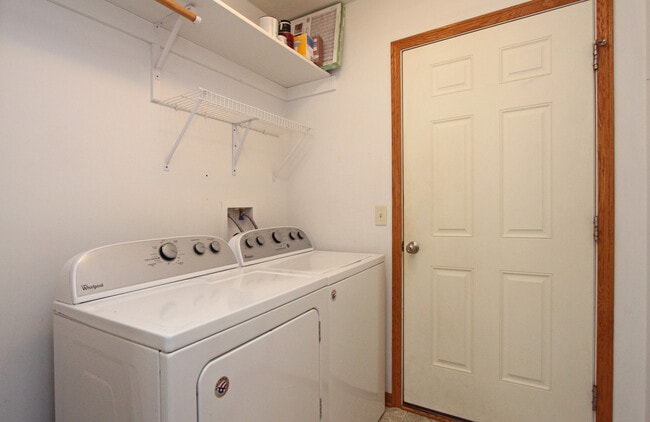 Photo - 6028 Glenbrook Ln