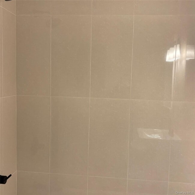 Photo - 2090 Beech St