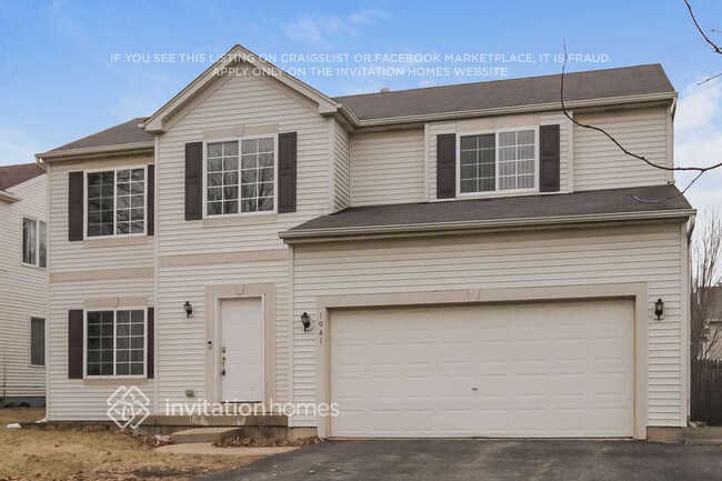 Photo - 1941 Royal Ln