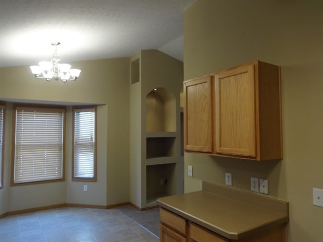 Photo - 949 Rowland Ave