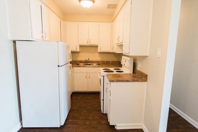 Photo - Wyndwood Heights