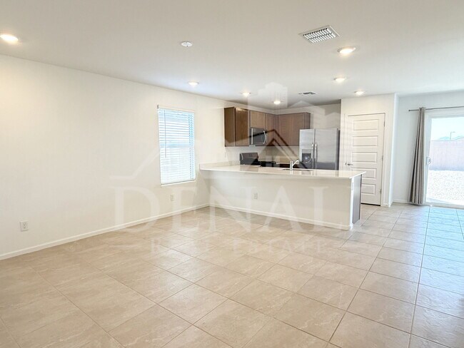 Photo - 32300 N Hermon Rd