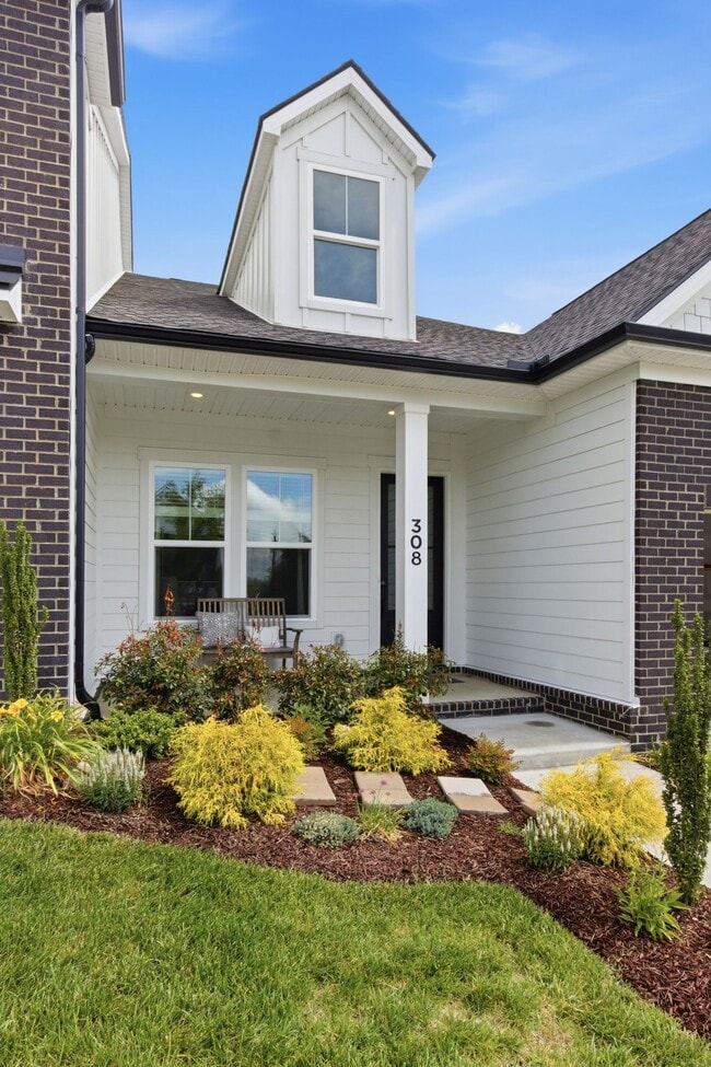 Photo - 308 Buckwood Ave