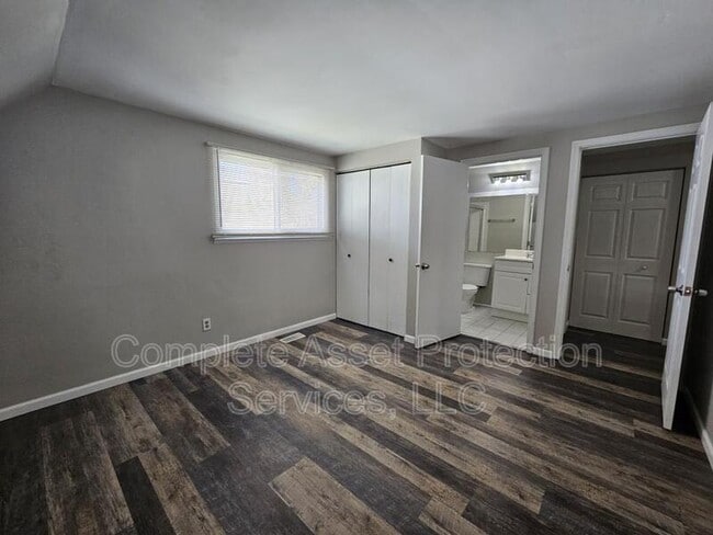 Photo - 5955 Tyler Pl