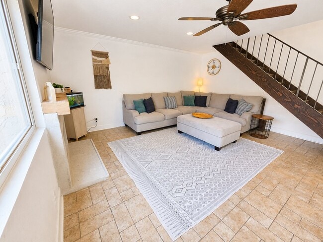 Photo - 237 Countryhaven Rd
