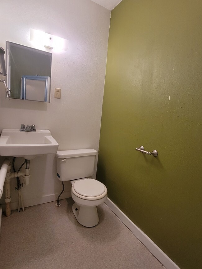 Photo - 617 7th Ave Unit 3