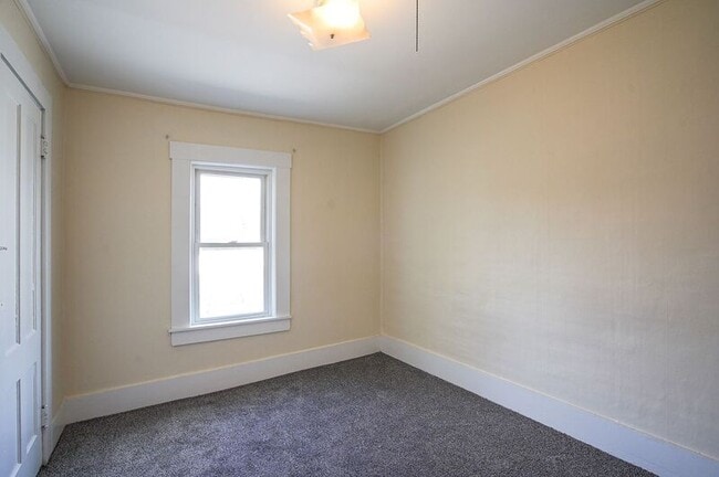 34 Joy St Unit 2R
