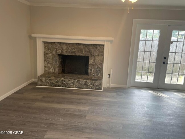 Photo - 102 Hershel Ct