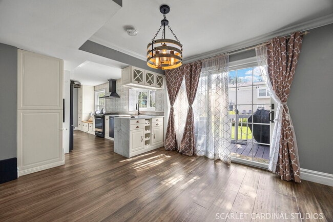 Photo - 309 Newport Ln