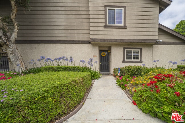Photo - 1507 W Lambert Rd Rental