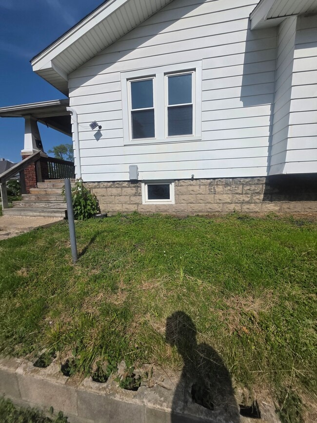 Photo - 1705 E N St