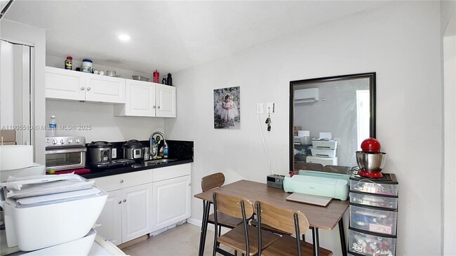 Photo - 801 NW 172nd Terrace