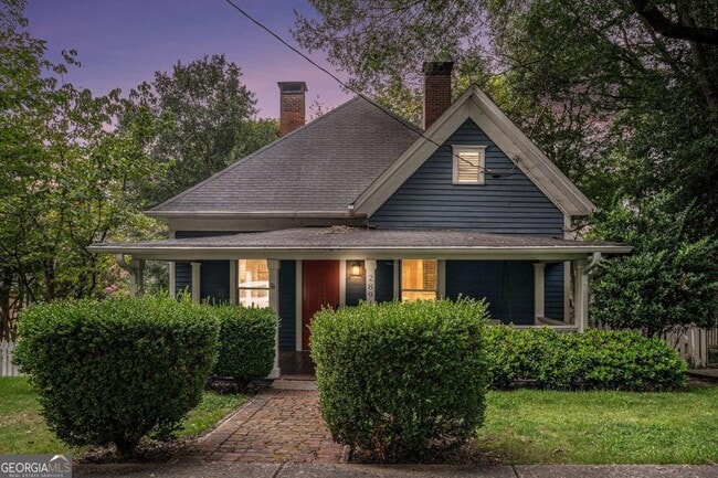 Photo - 2891 Macaw St NW