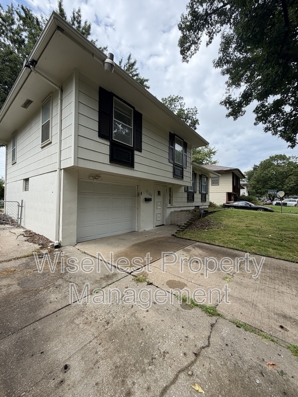 Photo - 11724 Fremont Ave