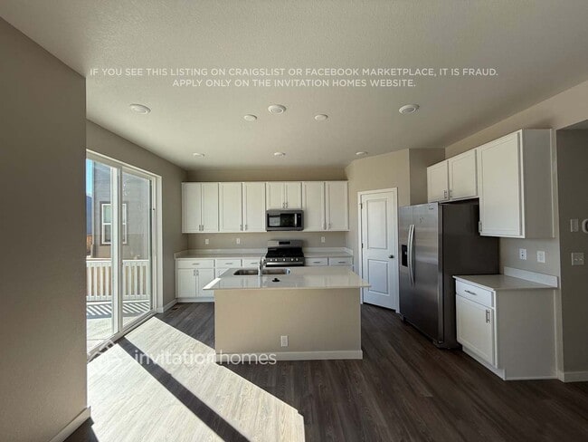 Photo - 4418 Trader St