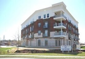 Primary Photo - The Summit at Gateway