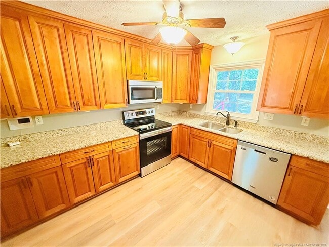 Photo - 213 Lofton Dr